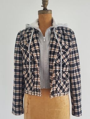 Central Park West Black/Tan Houndstooth Tweed Jacket w/Grey Hoodie Layer, Size S